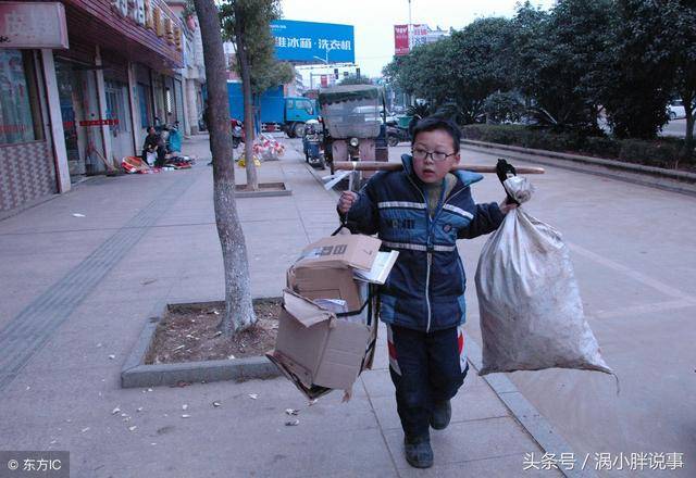 惊天反转捡垃圾为生的我，竟被千亿富豪父亲盯上腰子！母亲含泪控诉，这是要我们母子的命啊！